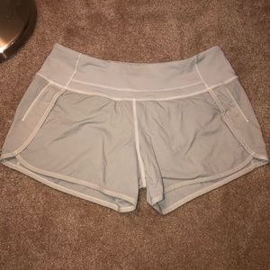 Lulu lemon Short